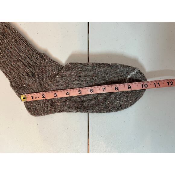 NWOT Men’s Pair of Gray Wool Socks with Red Cuffs Ski Heavy Thermal Sz 9-14 - Picture 3 of 4